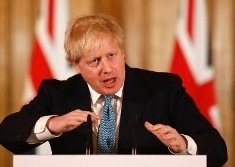 La Gran Bretagna di Johnson è la prima a togliere il Green pass