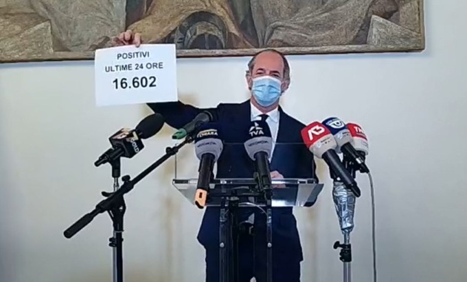 Record di contagi in Veneto, Zaia: “Mai così tanti in un giorno e aumentano pure i decessi” | +16mila e 602 positivi
