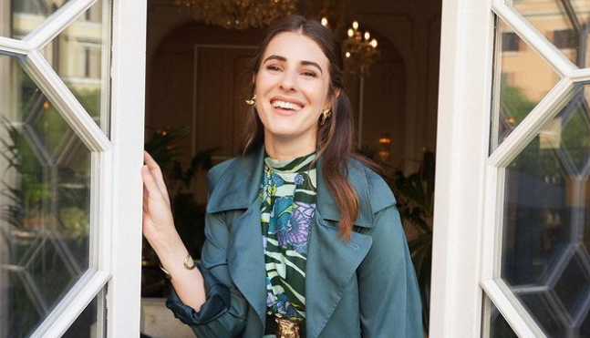 Diana Del Bufalo prima attacca il vaccino,  poi si scusa: “Non ho competenze per parlarne”