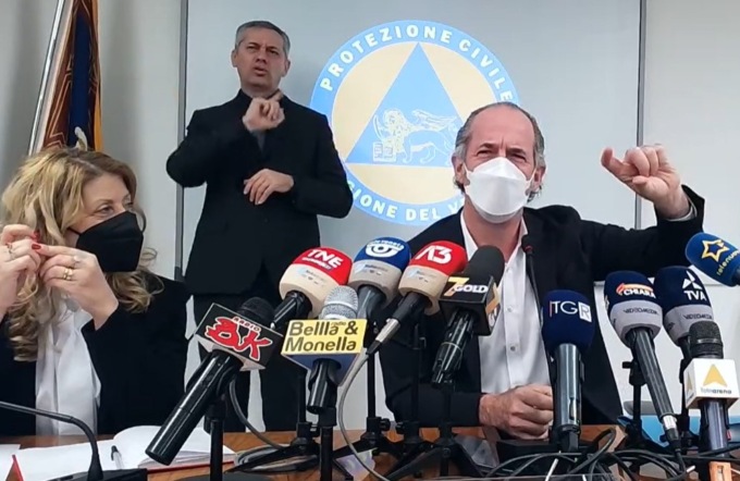 Zaia poliglotta questa volta sorprende tutti e parla in… cinese