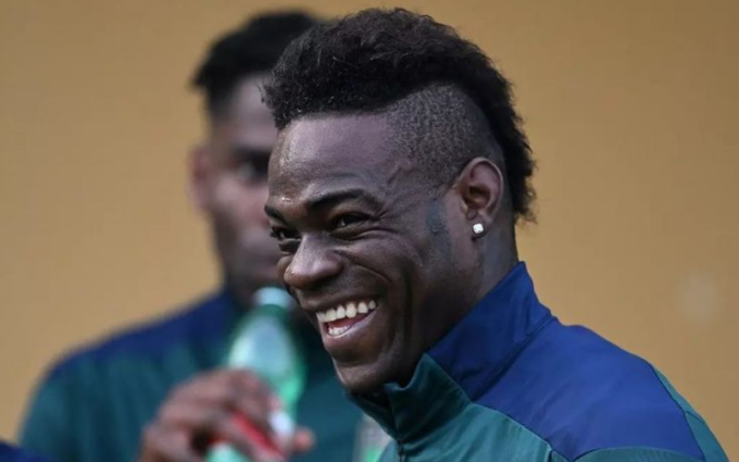 Stage Nazionale: Balotelli si allena e sorride. Mancini: “Non è la nostra ultima spiaggia”