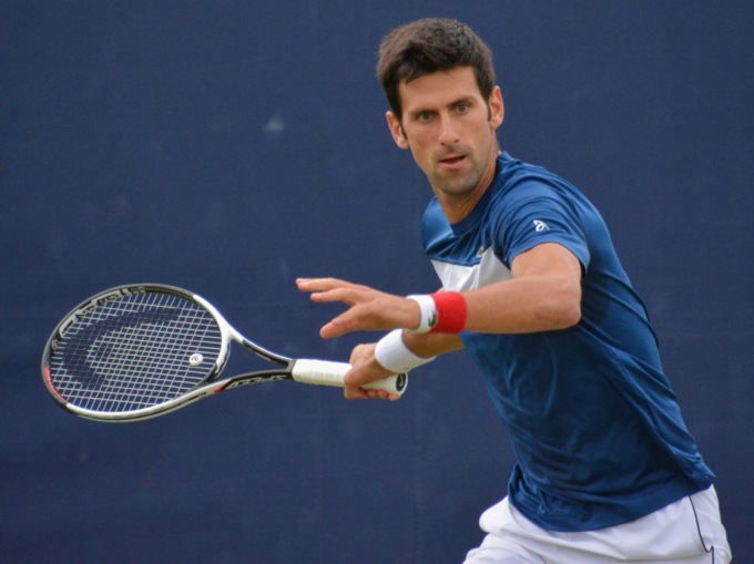 Nuovo colpo di scena: ritirato (per la seconda volta) il visto di Djokovic. Ma non sarà espulso (per ora)