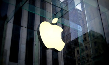 Apple, bonus ai dipendenti fino a 180mila dollari per non passare a Meta (ex Facebook)