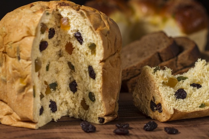 Panettoni e cotechini in saldo, tutti li vogliono