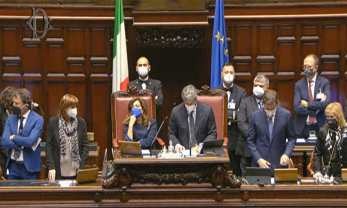 Casellati “impallinata” dai franchi tiratori alla quinta votazione: resa dei conti nel centrodestra