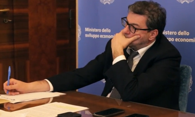 Caro bollette: per le aziende “situazione drammatica”, ma il Governo non tassa gli extraprofitti dei colossi dell’energia