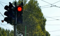 L'auto municipale passa con il rosso,  il Comune si fa la multa da solo