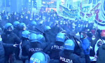 Studente morto sul lavoro, manifestazioni e scontri nelle piazze italiane