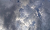 Nuvolosità irregolare con qualche foschia, torna il vento forte | Meteo Piemonte