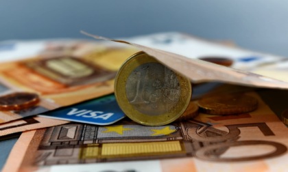 Lega e FI hanno voluto riportare il limite dei pagamenti in contanti da mille a 2mila euro