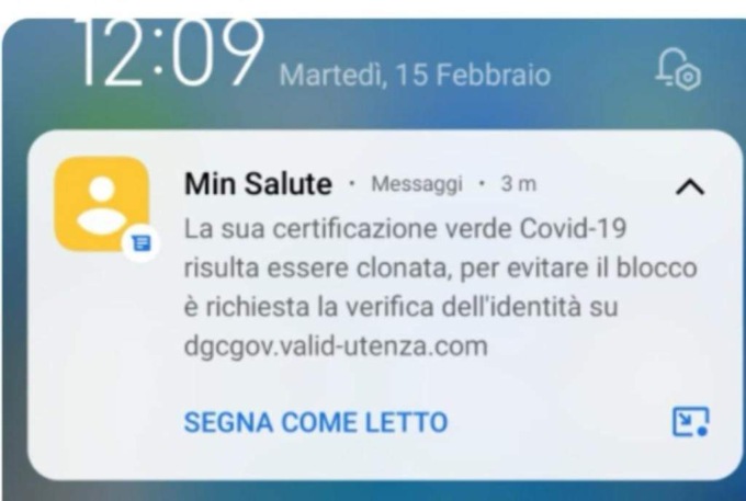 Il vostro Green pass è stato clonato: occhio alla nuova truffa via sms