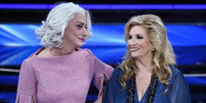 Drusilla Foer gela Iva Zanicchi: “Hai qualcosa più di me”. La risposta: “Sì, sono colta”