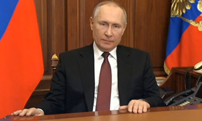 Putin annuncia la guerra nella notte: iniziata l’invasione russa in Ucraina
