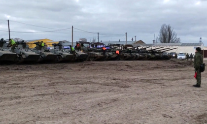 La Russia sta ritirando parte delle sue truppe dal confine Ucraino