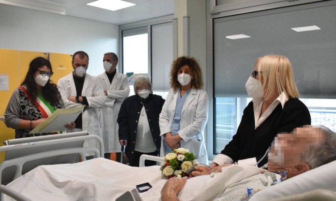 Vincenzo non ce l’ha fatta, è morto cinque giorni dopo le nozze in ospedale