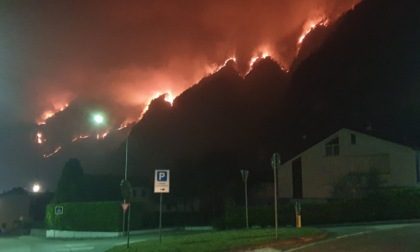 Nella valle della tragedia del Vajont ora è un inferno di fuoco