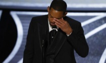 Will Smith si scusa, ma adesso rischia l'Oscar. Morgan lo difende: "Chris Rock come Bugo"