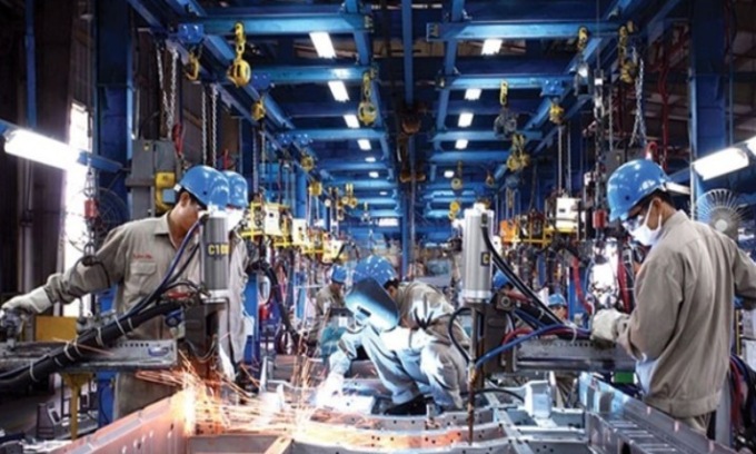 La guerra in Ucraina “azzoppa” la ripartenza dell’industria in Lombardia