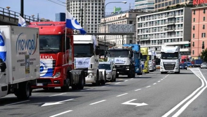 Blocco autotrasportatori dal 14 marzo stoppato dalla Commissione di Garanzia