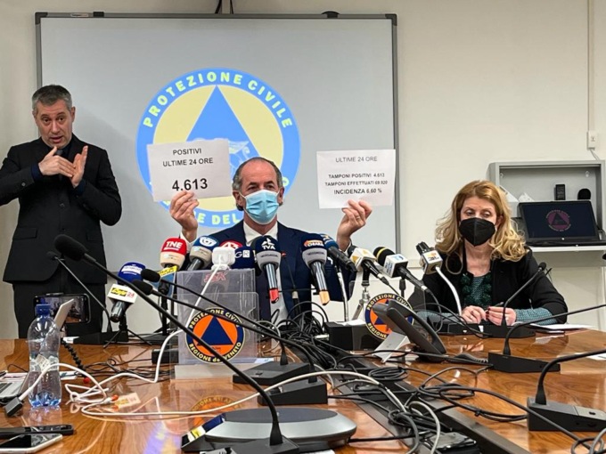 Ucraina, Zaia annuncia l’ordinanza sull’emergenza profughi: “Obbligo di tampone per chi arriva” | +4613 positivi |10 marzo 2022