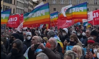 Le città europee stanno con l'Ucraina, maxi raduno a Firenze per la pace