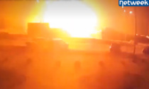 L'Ucraina rifiuta la resa a Mariupol, il video della bomba che centra un centro commerciale a Kiev