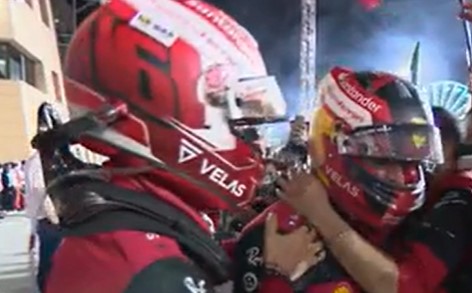 Ferrari da urlo, al primo Gran Premio della stagione è subito doppietta: Leclerc e Sainz fanno sognare