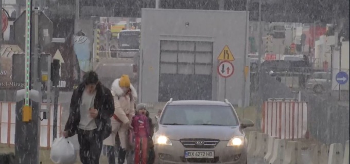 Dal bus della speranza alla mamma coraggio: l’odissea di chi ha lasciato l’Ucraina