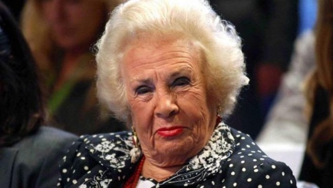 Morta a 100 anni Assunta Almirante: l’ape regina della destra italiana
