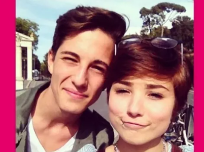 Giorgia Soleri festeggia gli anni d’amore con Damiano dei Maneskin: foto amarcord e fan in delirio