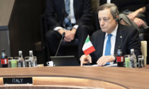 "Indecenti sono i massacri, non le sanzioni", Draghi risponde per le rime ai russi