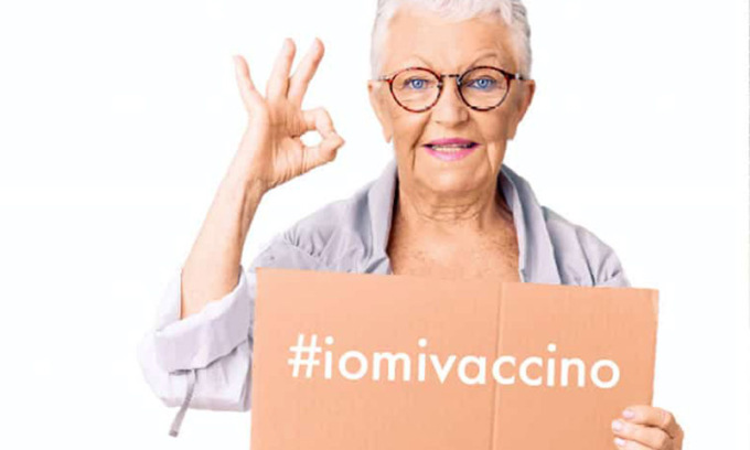 Solo una reazione avversa su mille per i vaccini Covid! Appello per la quarta dose