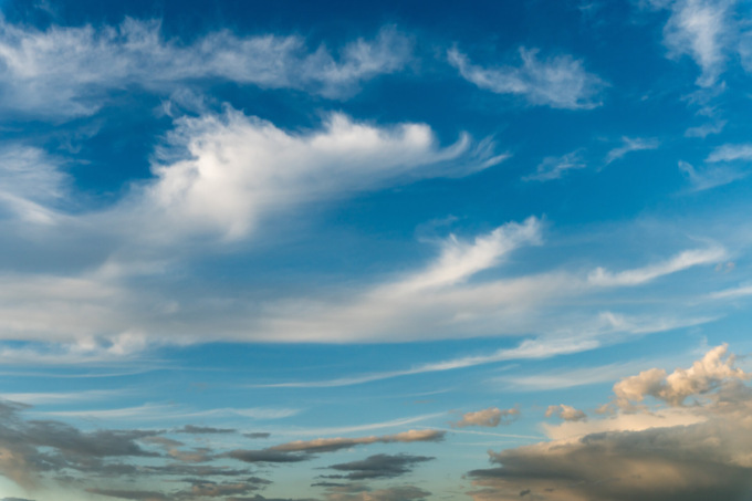 Ancora sole, ma scendono le temperature: previsioni meteo Lombardia