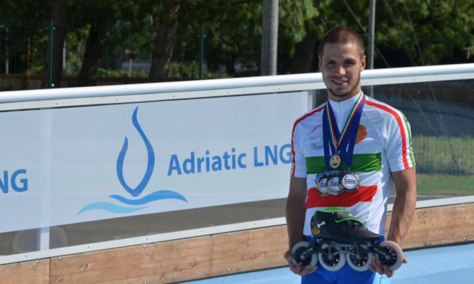Muore in moto a soli 26 anni campione mondiale di pattinaggio