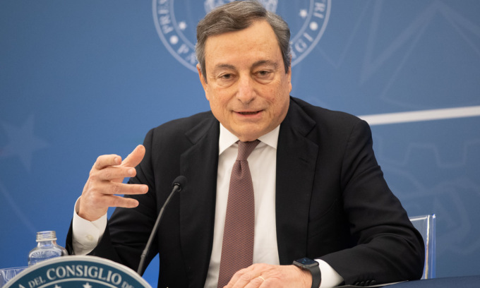 Draghi telefona a Putin: “Giù le mani dal grano ucraino”