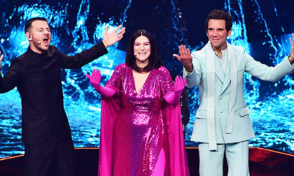 Laura Pausini positiva al Covid dopo il malore a Eurovision: "C'era qualcosa che non andava"