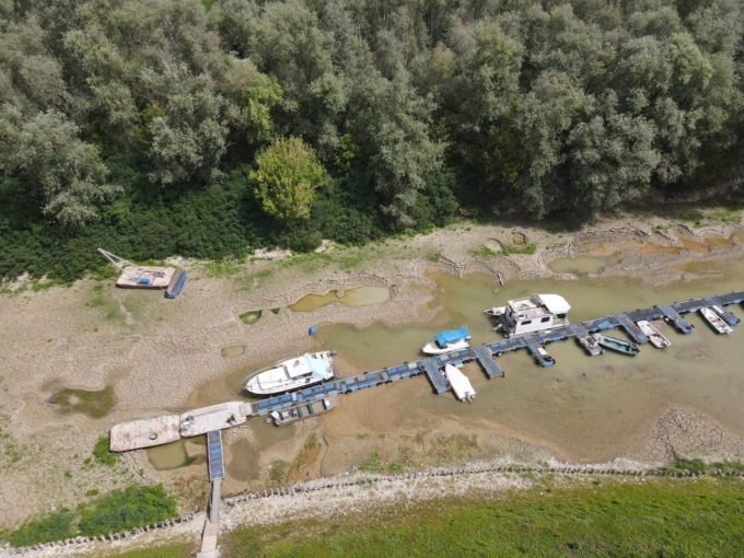 Cuneo salino da record: il mare risale il Po per 30 chilometri, 750.000 persone rischiano di restare senza acqua