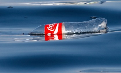 Giornata mondiale degli oceani: quasi inutili gli sforzi di Coca-Cola and Co. contro la plastica