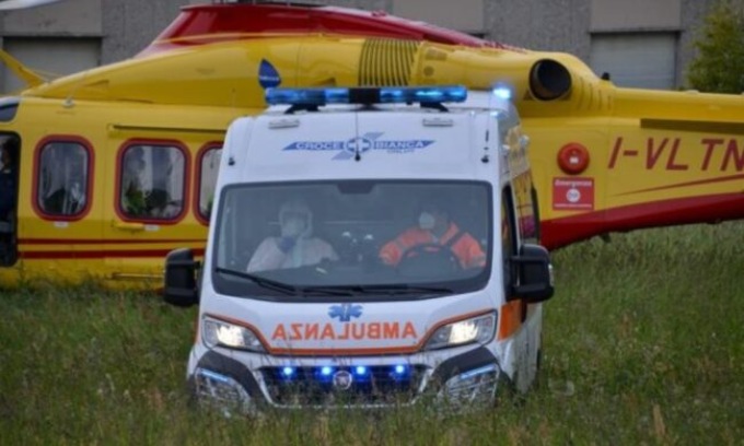 Altre tre morti bianche: tutti precipitati mentre facevano lavori edili