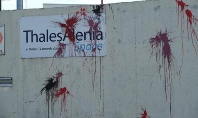 Anarchici, da Torino a Roma occupazioni e pacchi bomba
