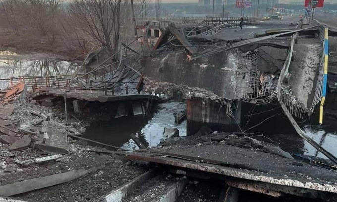Guerra in Ucraina: feriti due giornalisti in una sparatoria, morto l’autista