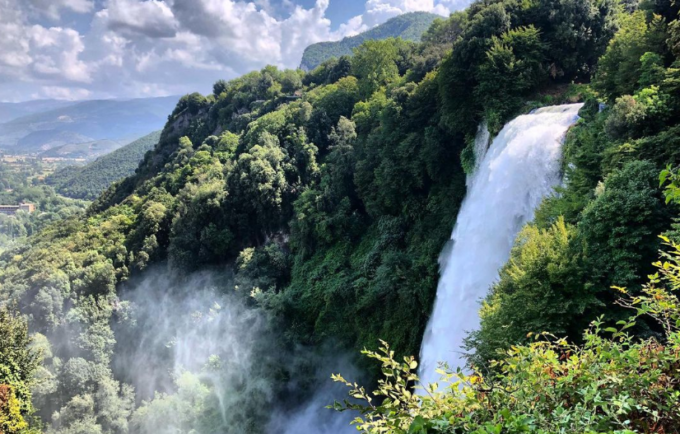 La cascata artificiale più alta d’Europa è un classico intramontabile