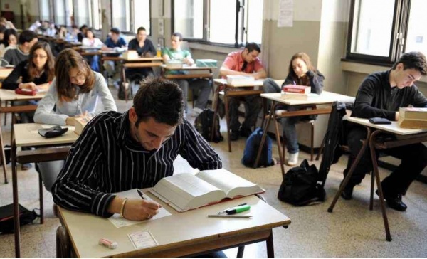 Prima prova maturità 2022: ecco chi ha trovato l’errore nella traccia di Pascoli