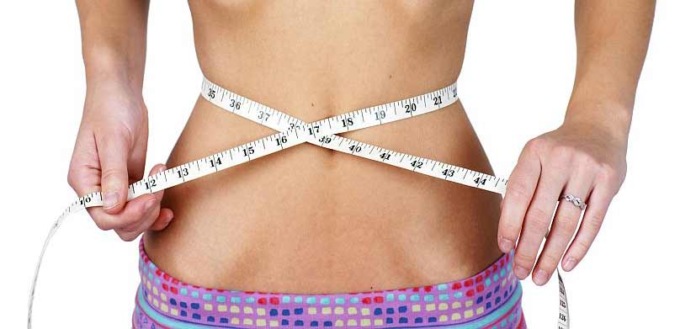Finto medico spingeva ragazzine minorenni all’anoressia e a compiere atti di autolesionismo