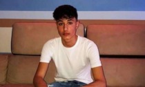 Diciassettenne ucciso a coltellate da un quindicenne per gelosia