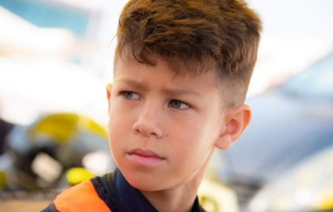 Cade dalla minimoto e viene travolto da un altro pilota: muore a 9 anni dopo una settimana di agonia