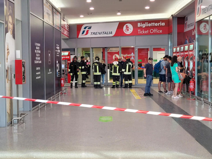 allarme bomba stazione venezia