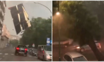 La tromba d'aria ieri a Cremona: il video delle auto schiacciate da una tettoia e una pianta