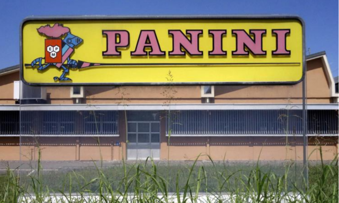 Ladri di figurine alla Panini: due storici dipendenti le rubavano per rivenderle