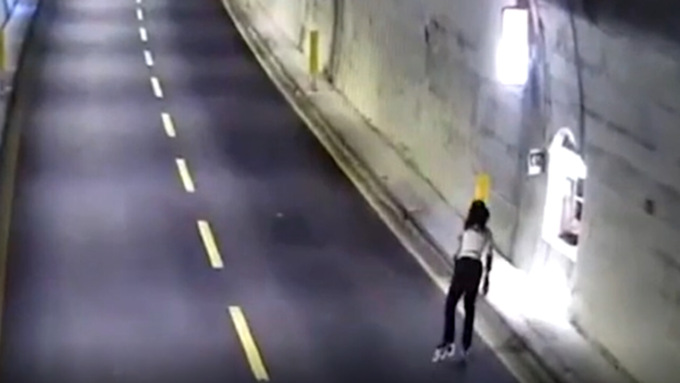 In Autostrada coi pattini: ecco a quanto ammonta la multa